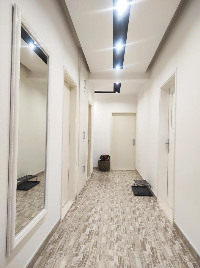 Garden House Apartment تريبينيي المظهر الخارجي الصورة
